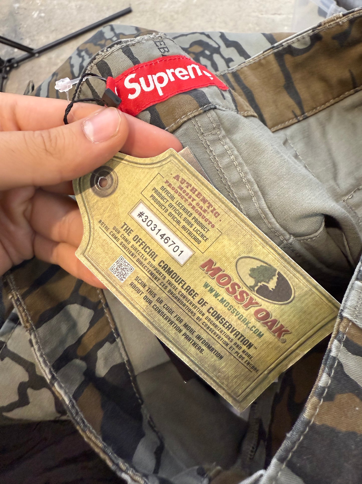 Supreme Camo Cargo Pants Used 34