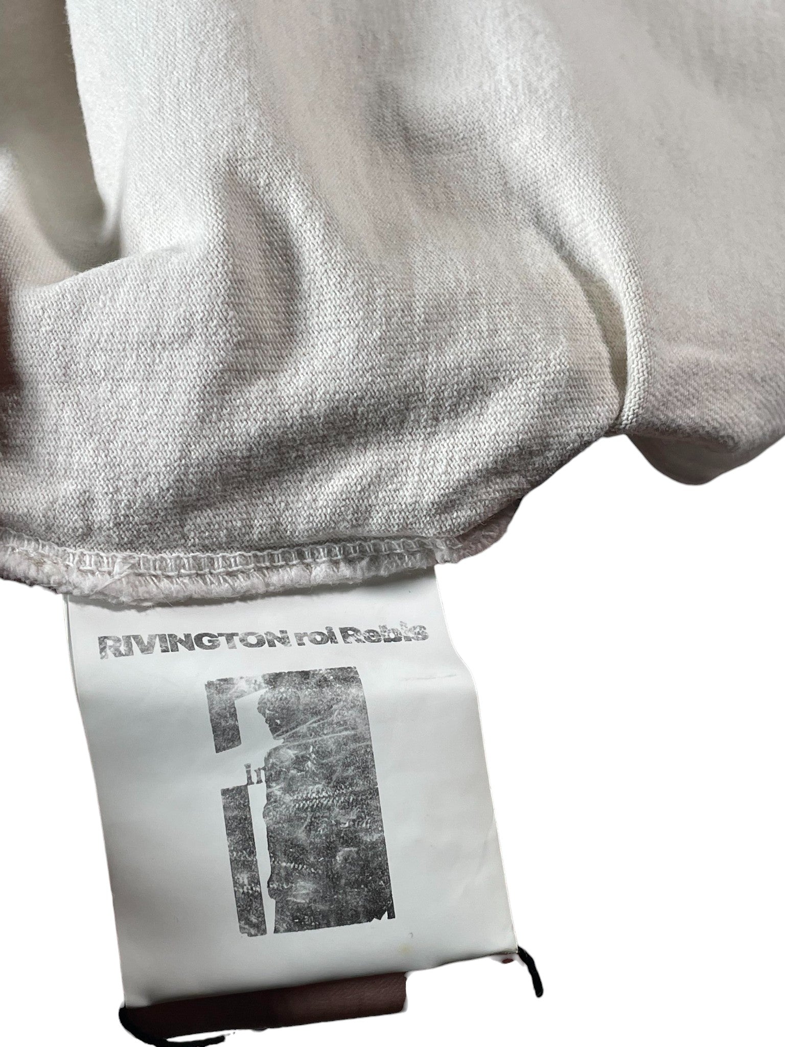 Rivington 123 x FOG Cream & Red Tee