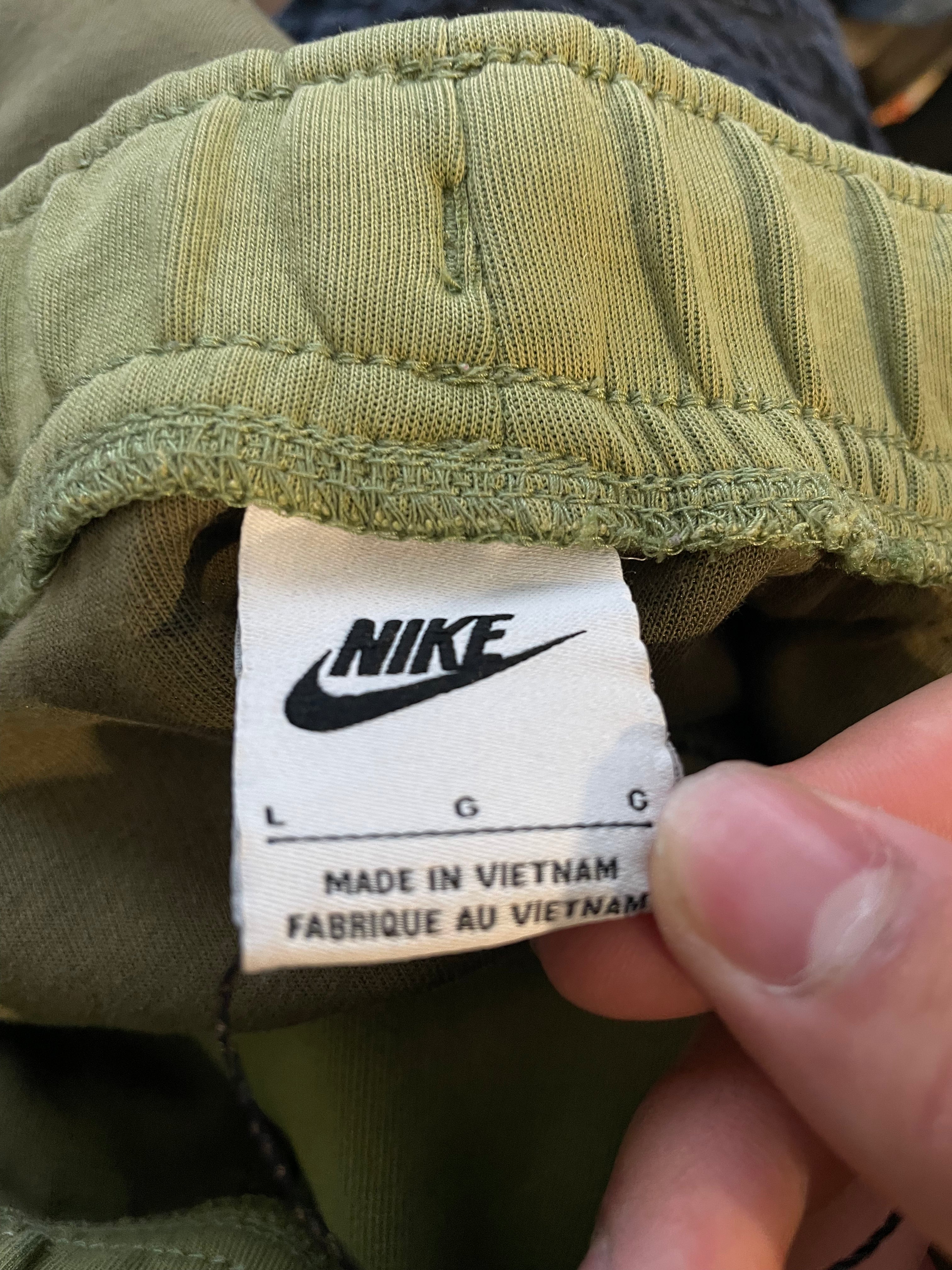 Nike Tech Sweatsuit Olive Sage