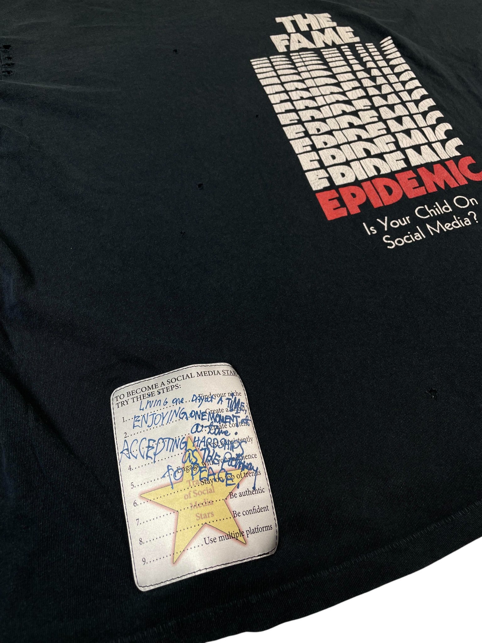 Paly 'The Fame Epidemic Distressed' Tee