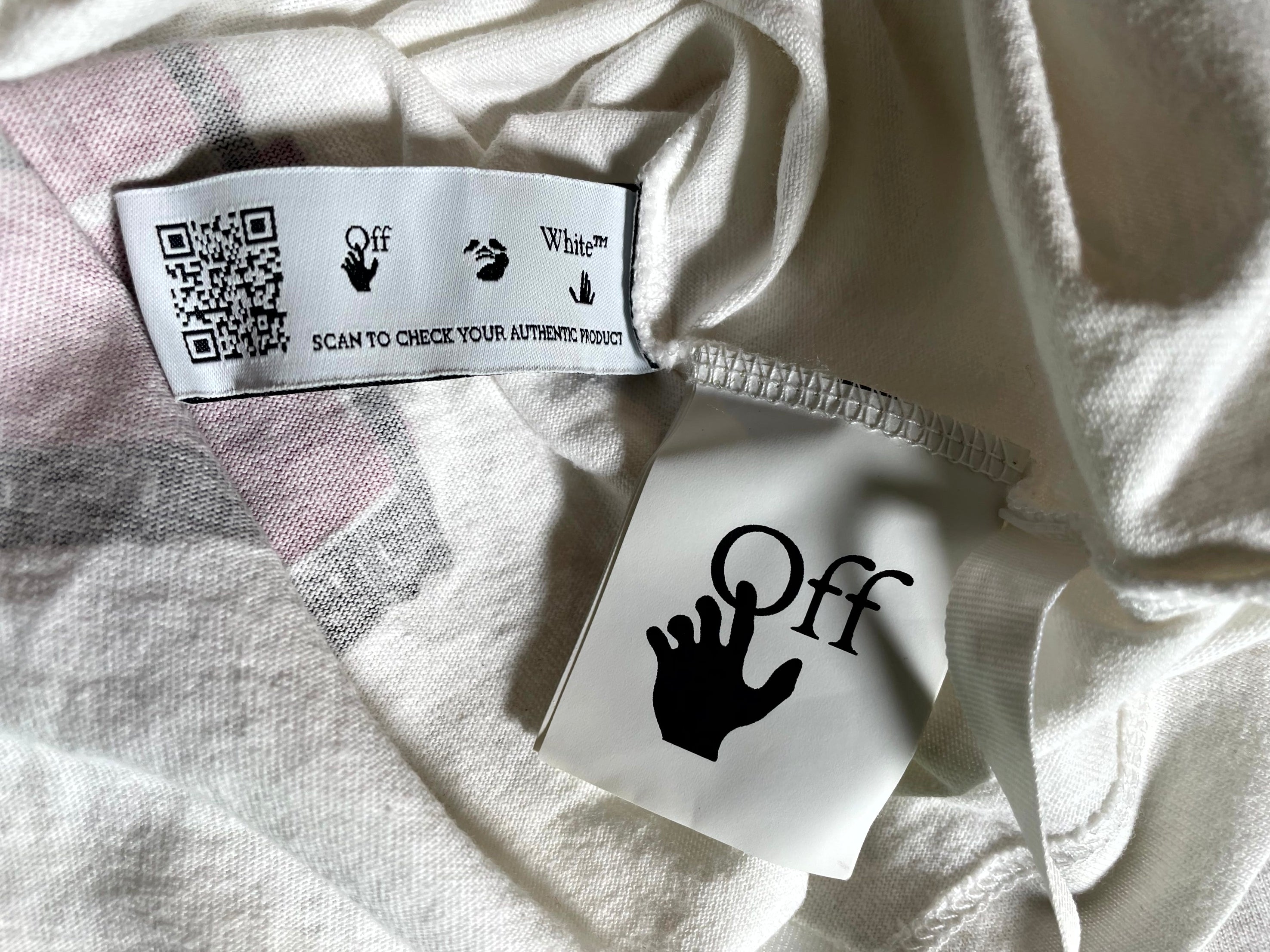 Off-White Spray Whte & Red Tee
