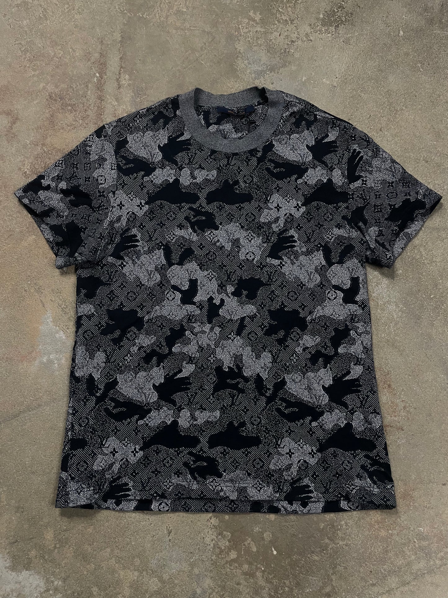 LV Monogram Camo Tee Navy Used Small