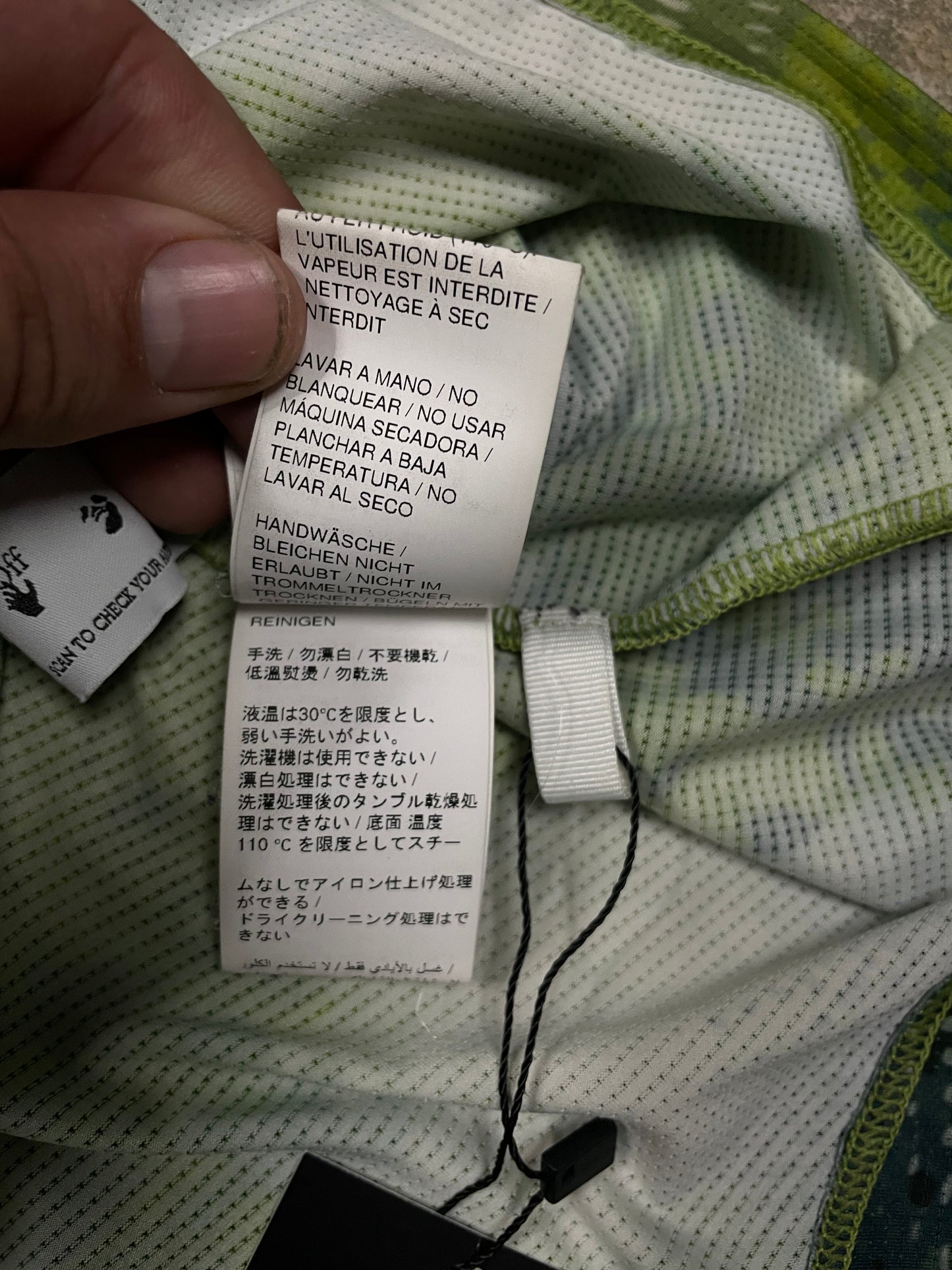 Off White Mesh Tee Green Used XL