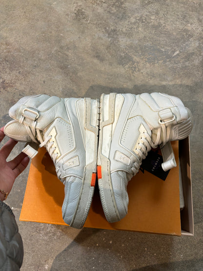 LV Virgil High Top Trainer Cream Used US 8.5 With Box