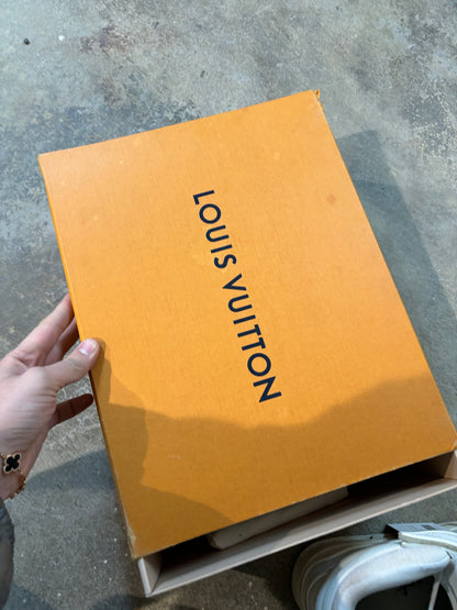 LV Virgil High Top Trainer Cream Used US 8.5 With Box