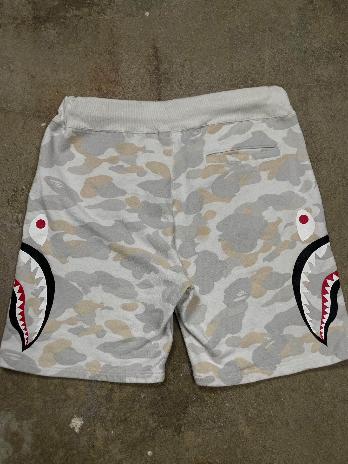 BAPE Camo Shorts White Used XL