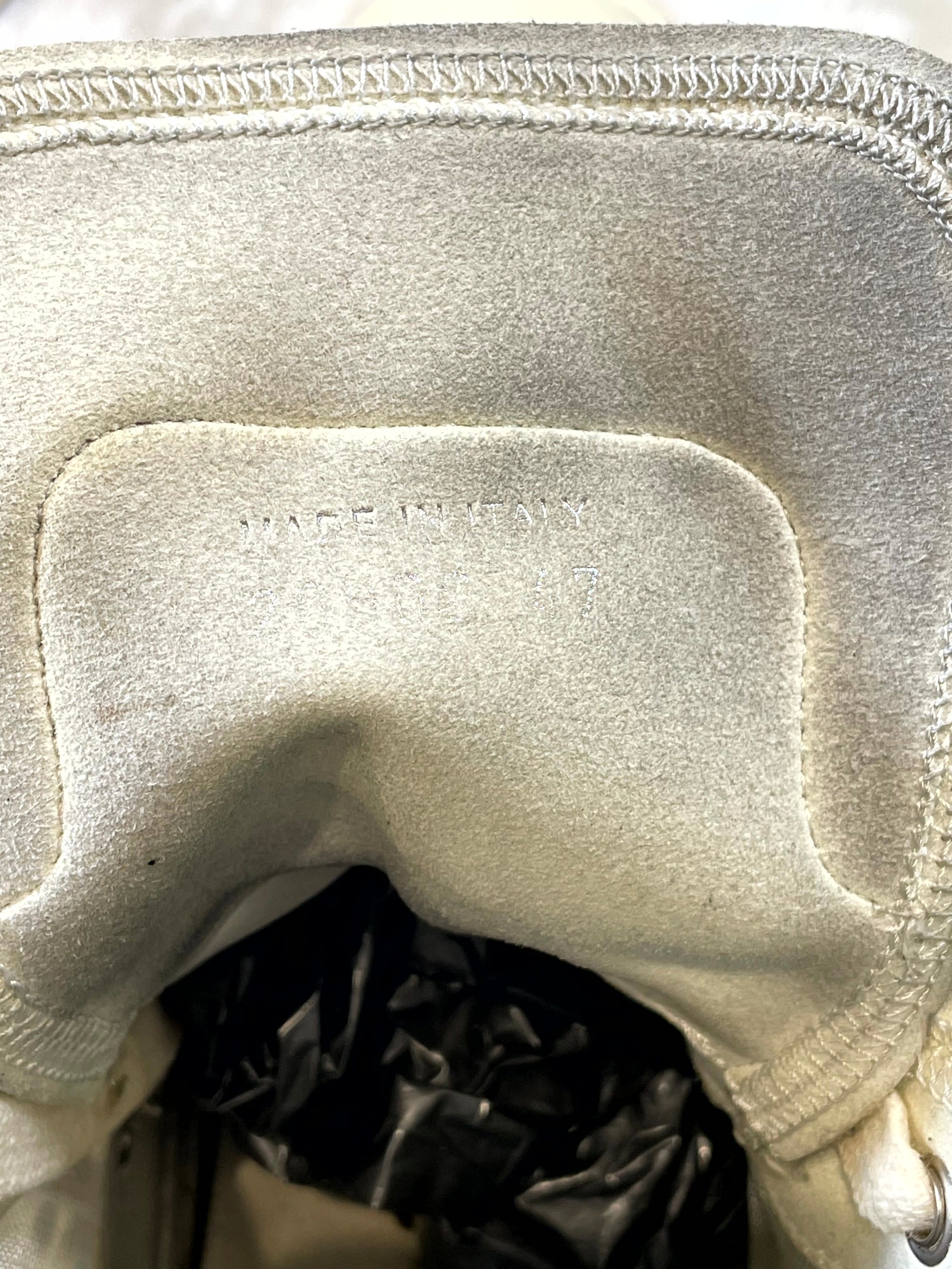 Dior "B23 Monogram" (Yellowed) & White Sneakers
