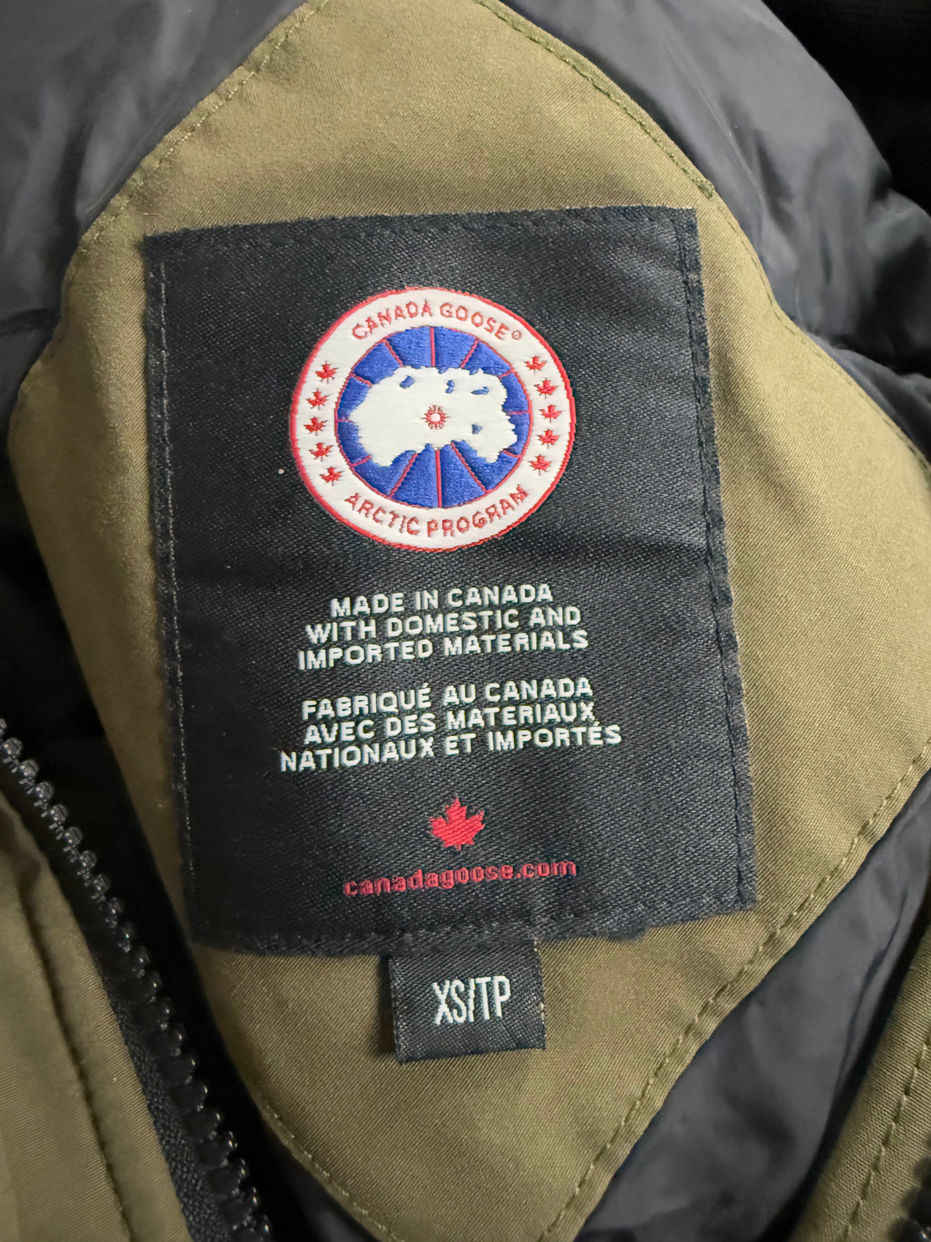 Canada Goose Women's Long Coat Olive XS Used
