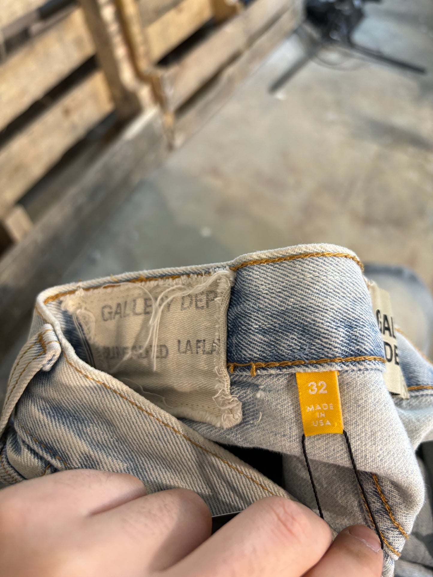 Gallery Dept G-Patch De La Flare Light Wash Used 32