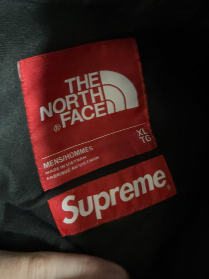 Supreme TNF Silver Metalic XL New