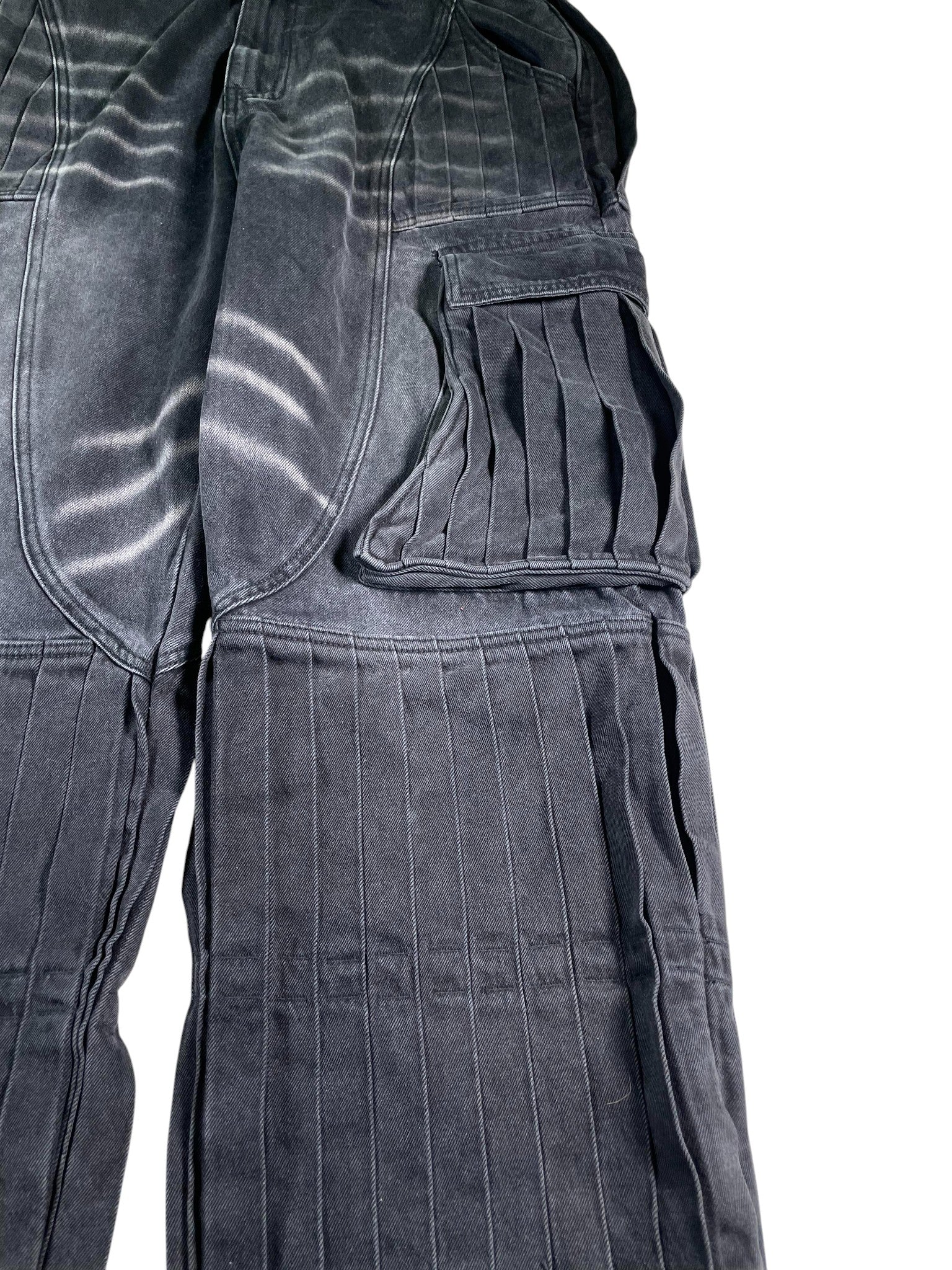 Vale Pleaded Black Jeans