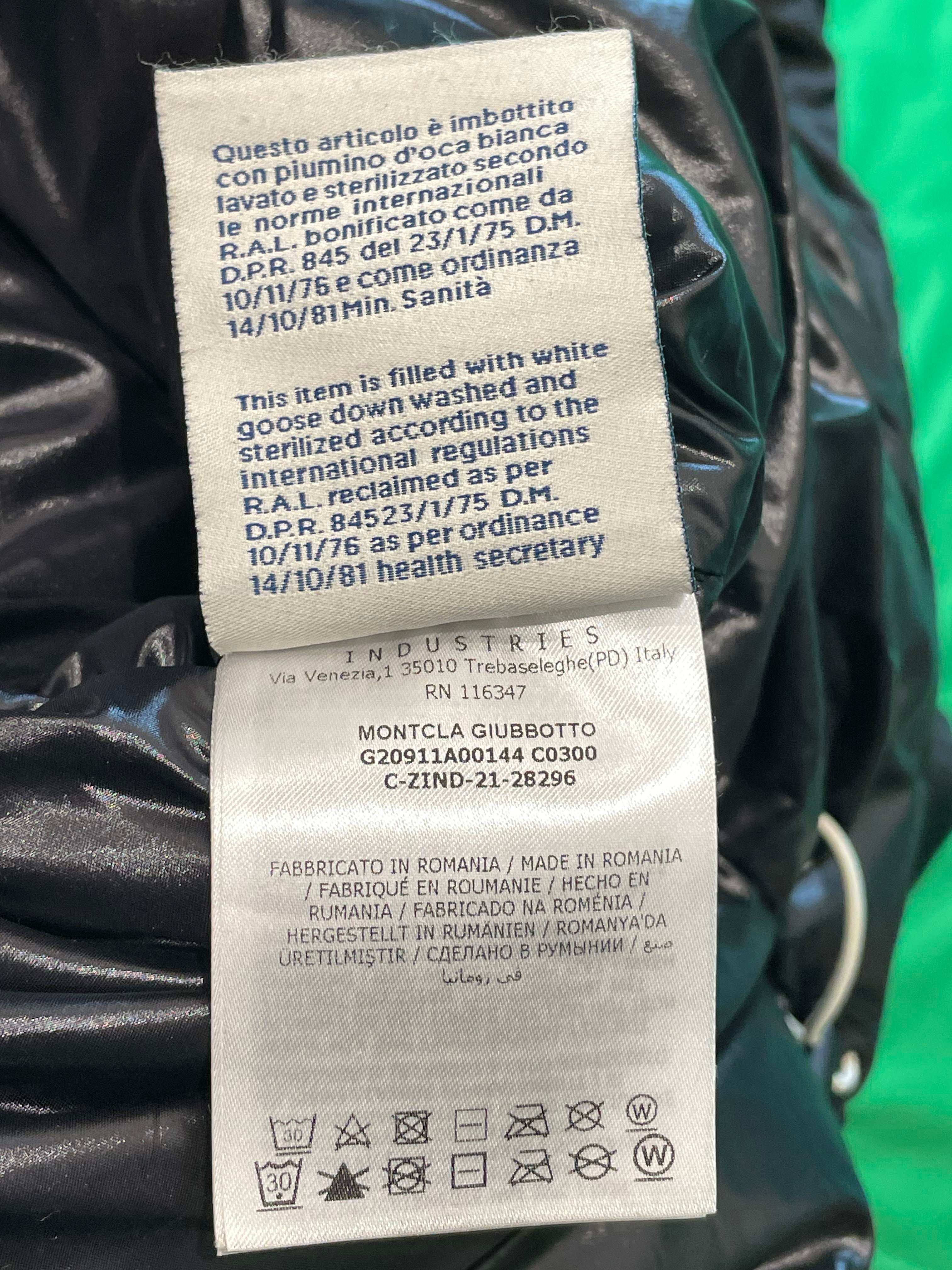 Moncler "Montcla Giubbotto" Down Black Puffer Coat