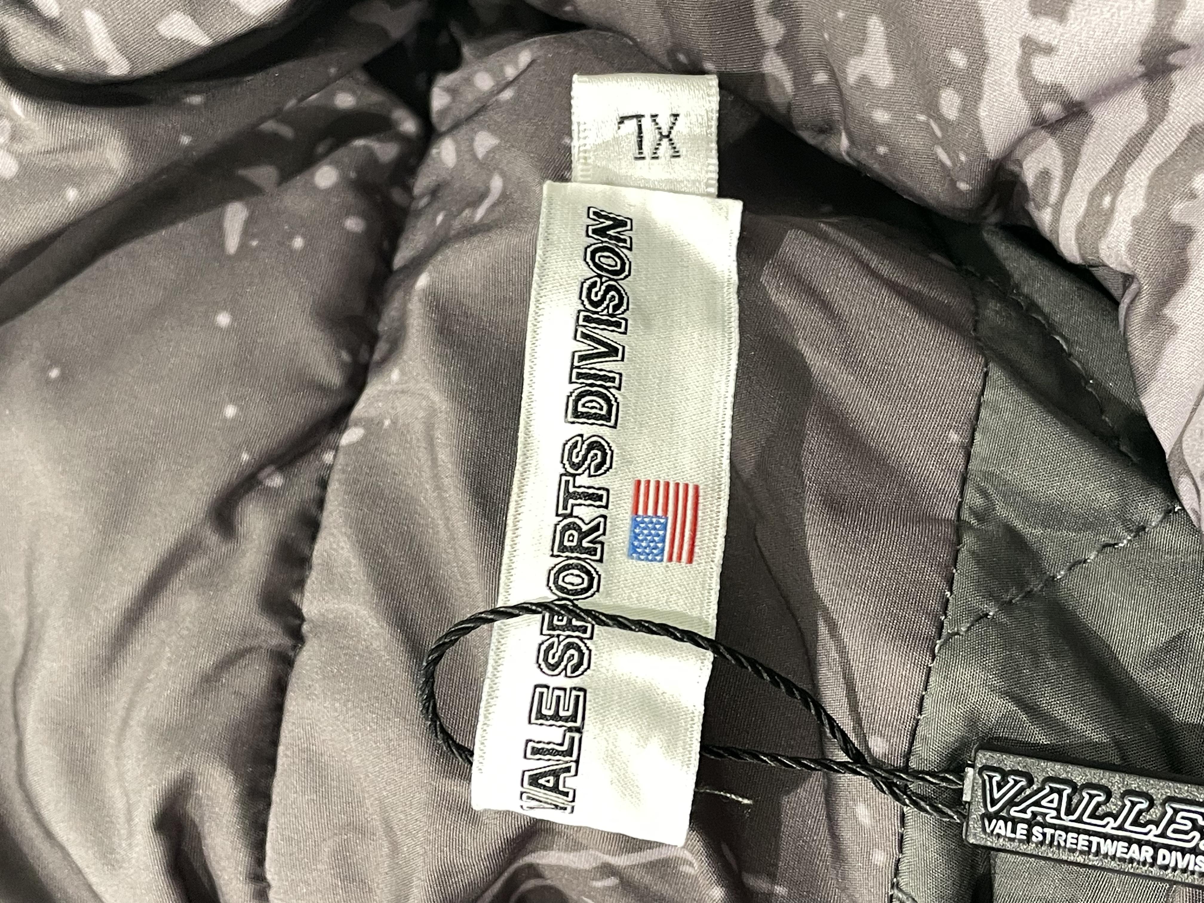 Vale New York Puffer Silver & Grey Jacket