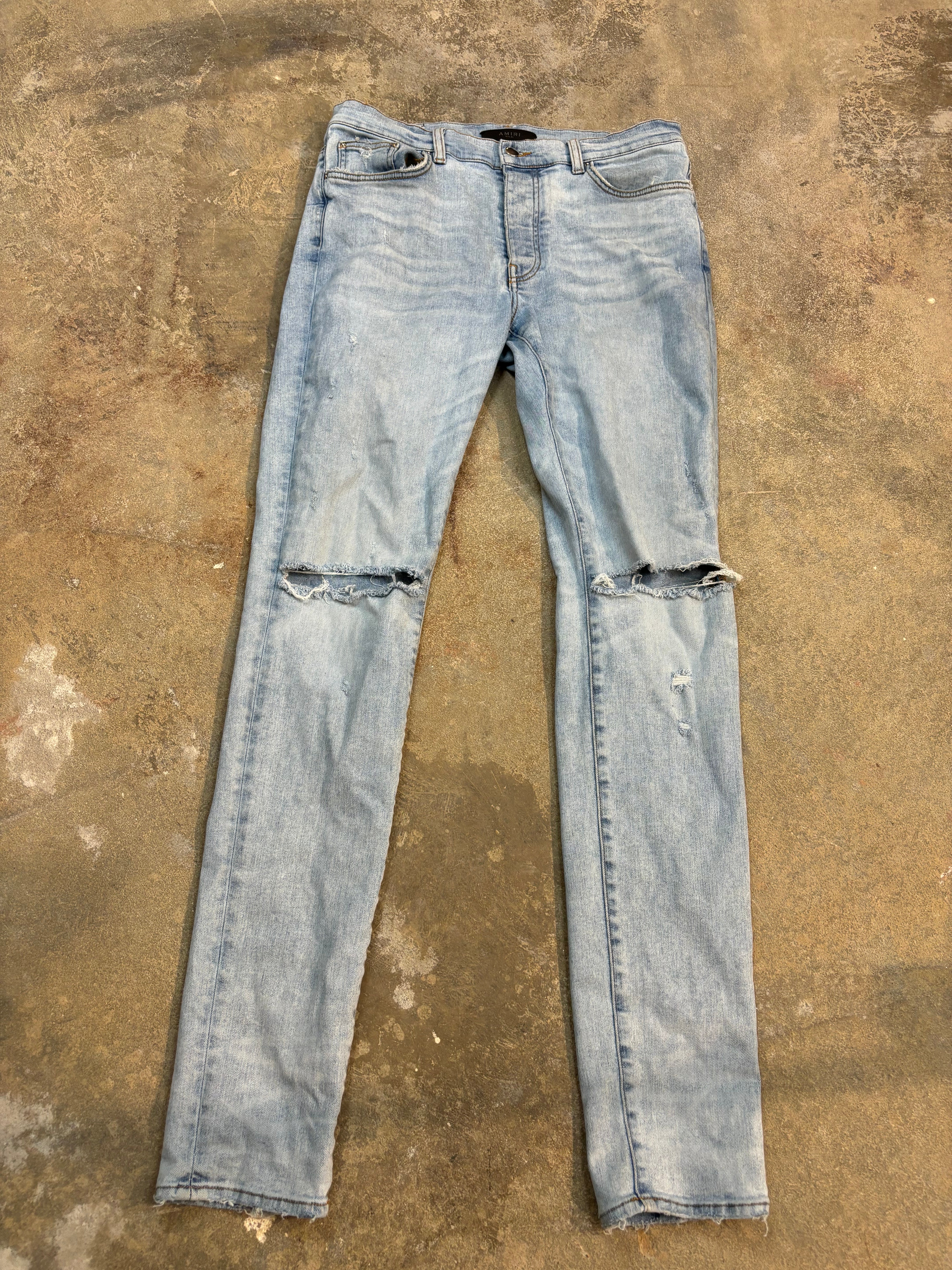 Amiri Jeans Light Wash Plain Thrasher Used 34