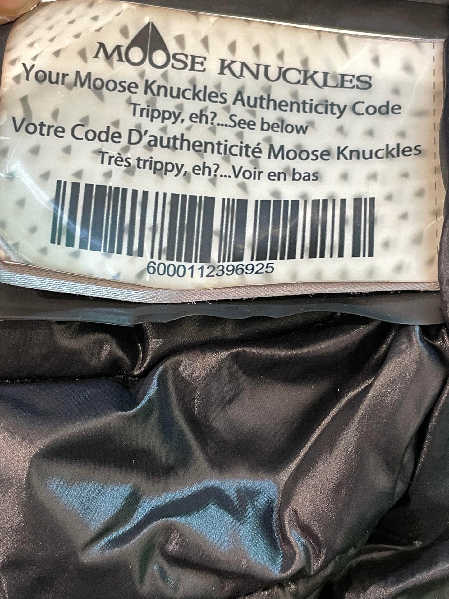 Moose Knuckles Thin Puffer Paten Women's Black Jacket