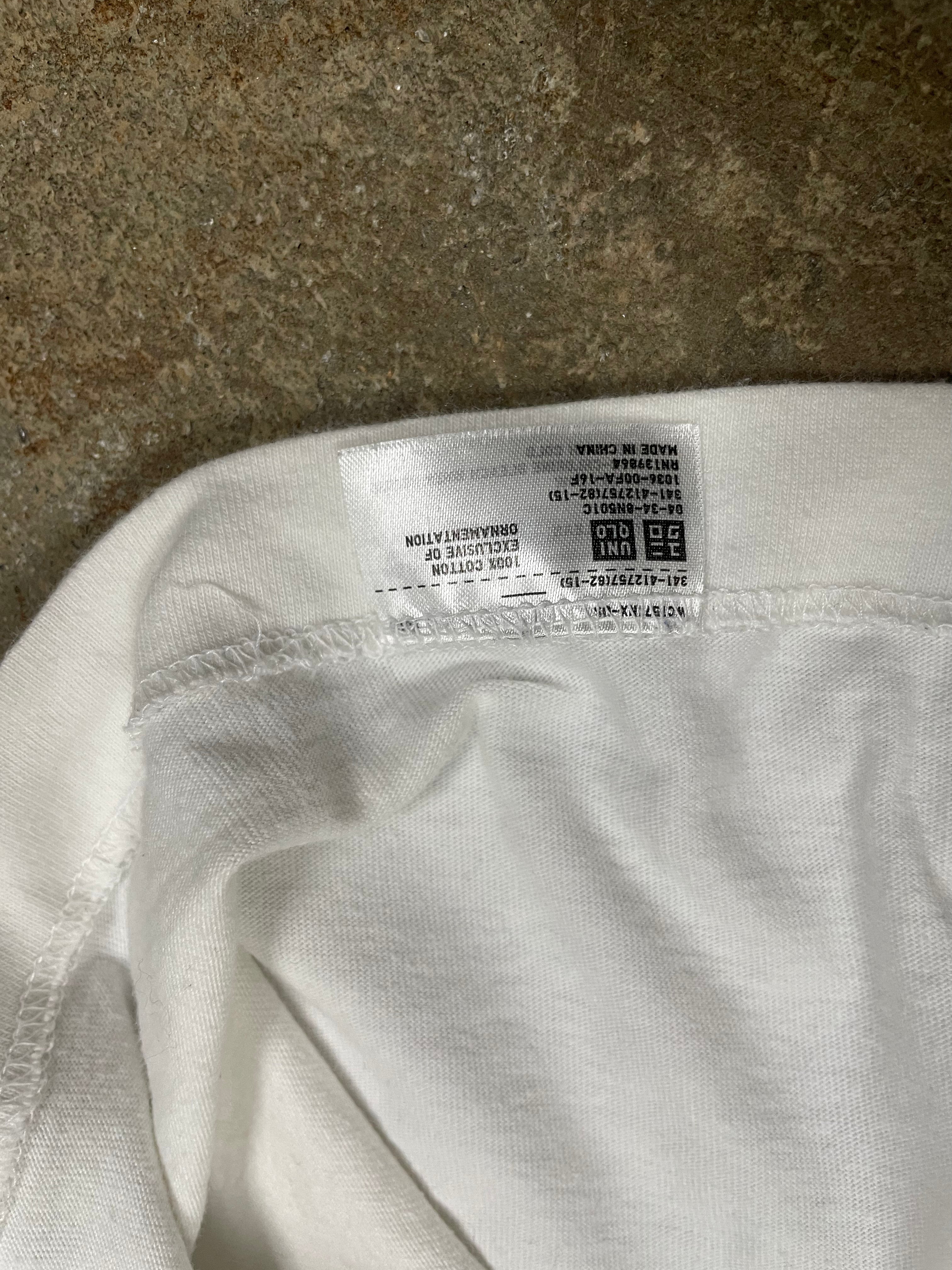 KAWS Uniqlo Tee RWB Used Small