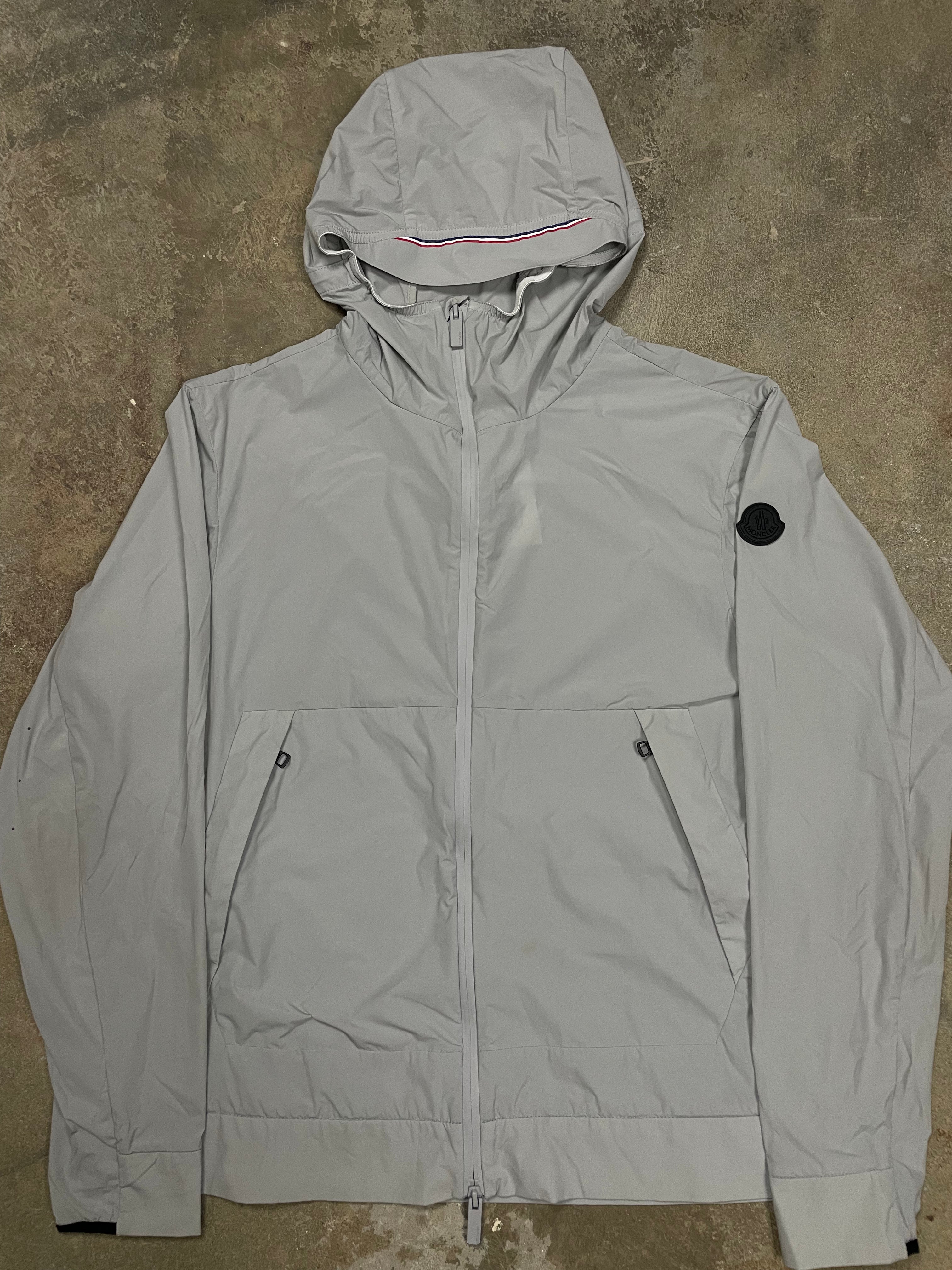 Moncler Wind Breaker Grey Used 3 (Medium)