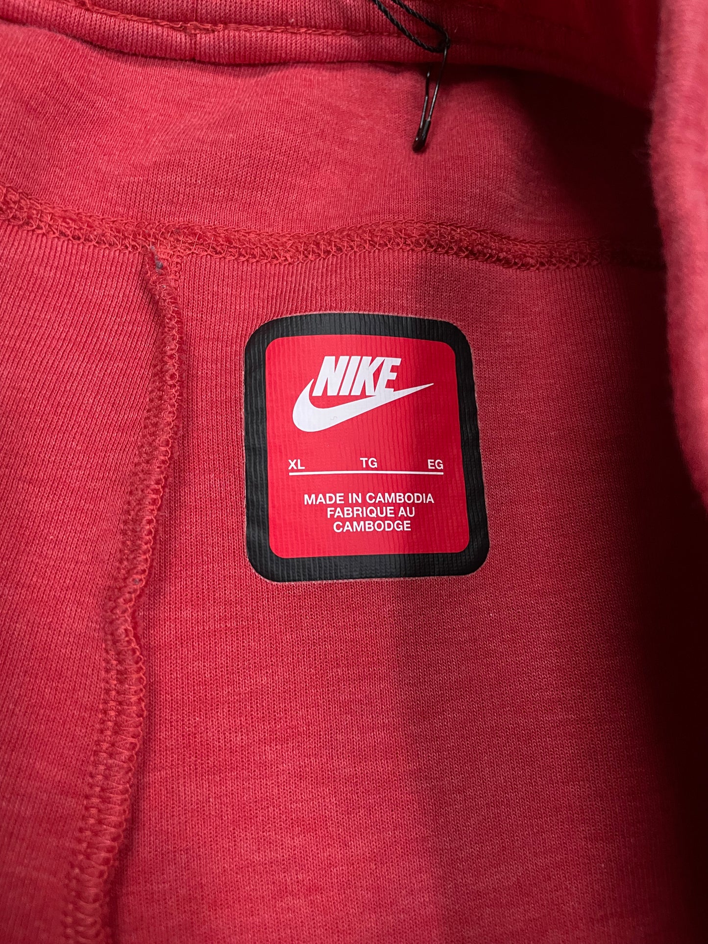 Nike Tech Shorts Red Used XL