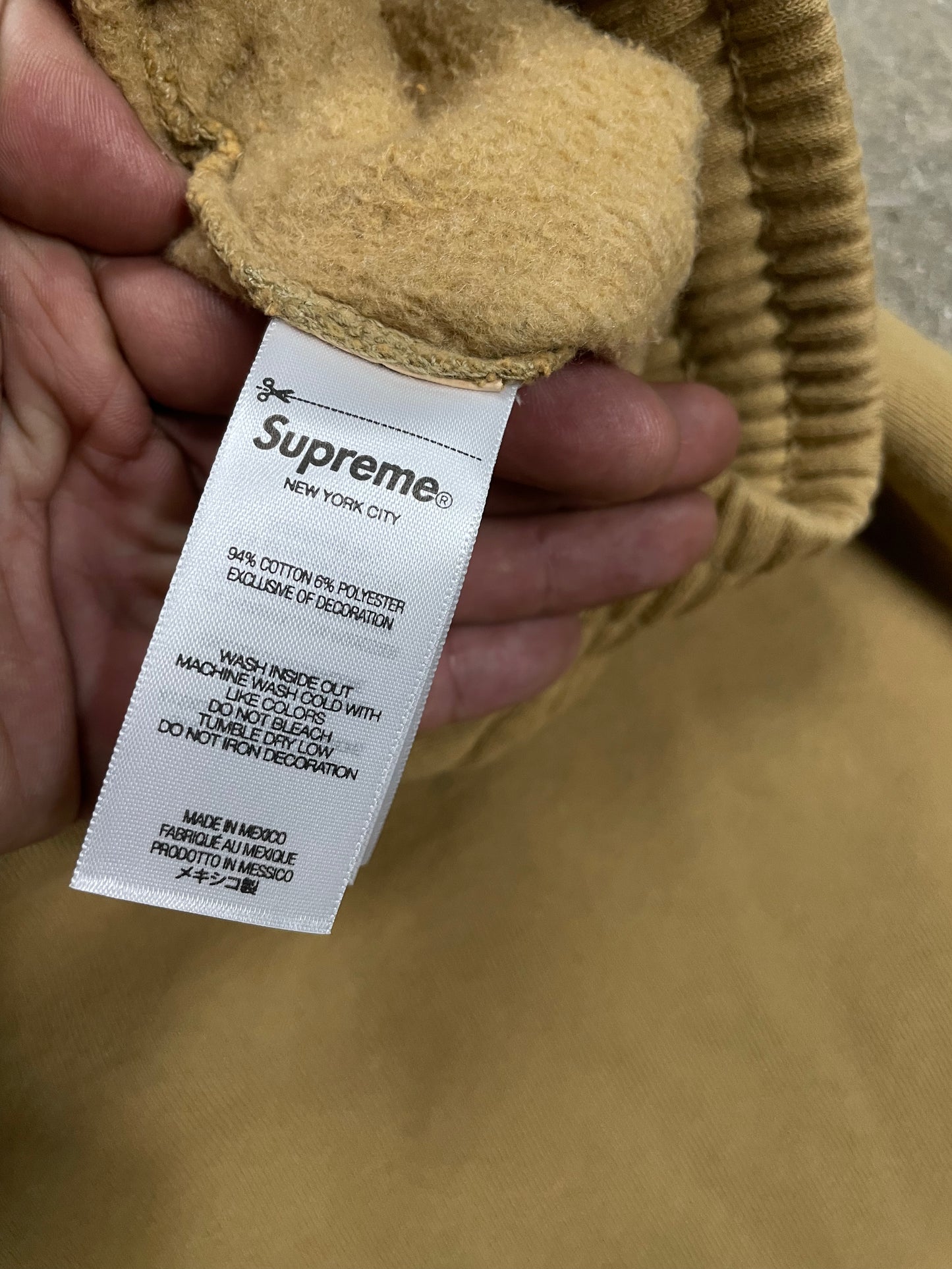 Supreme Small Box logo Shorts Wheat New Large