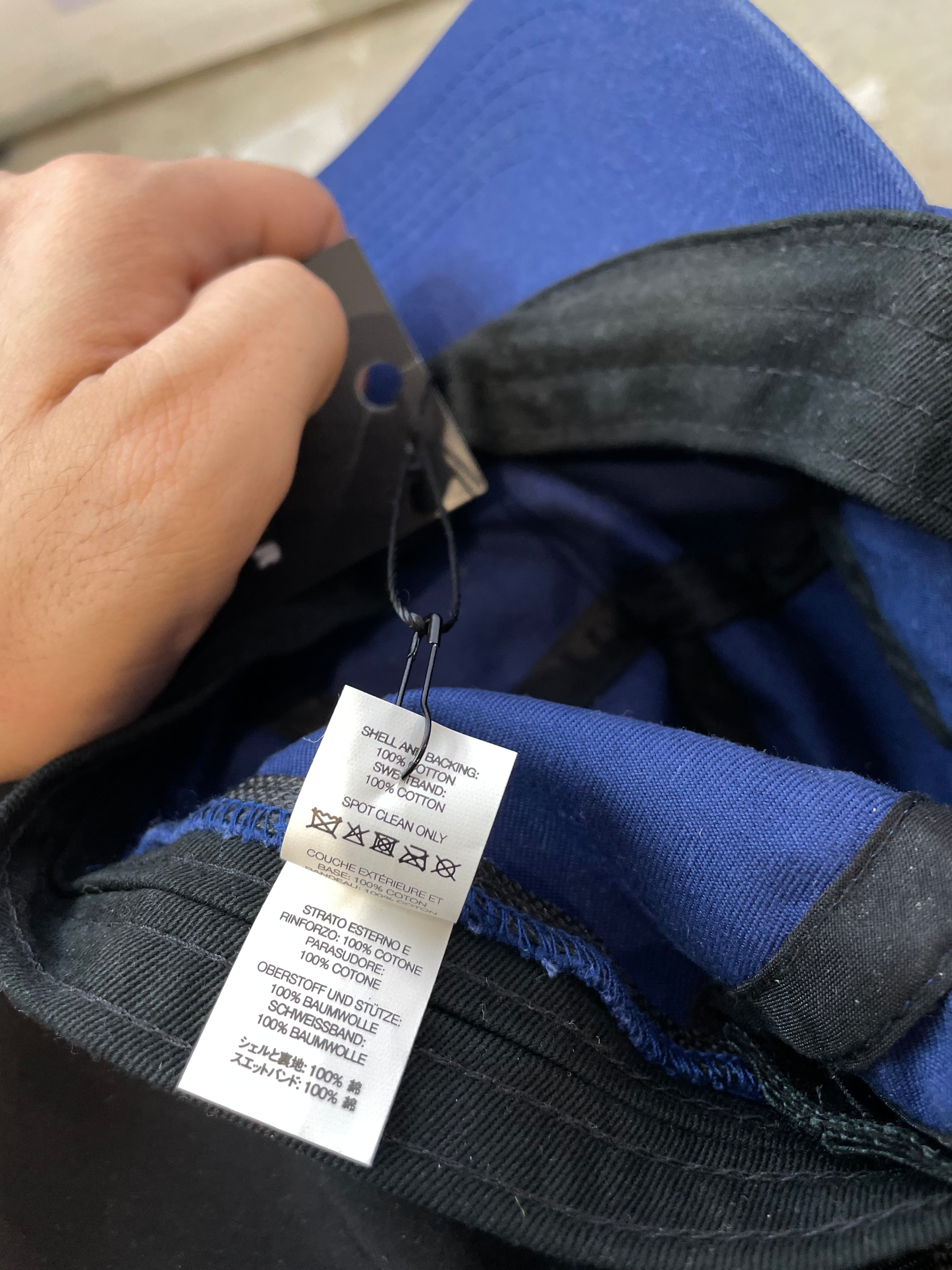 Supreme Navy & Red Cap