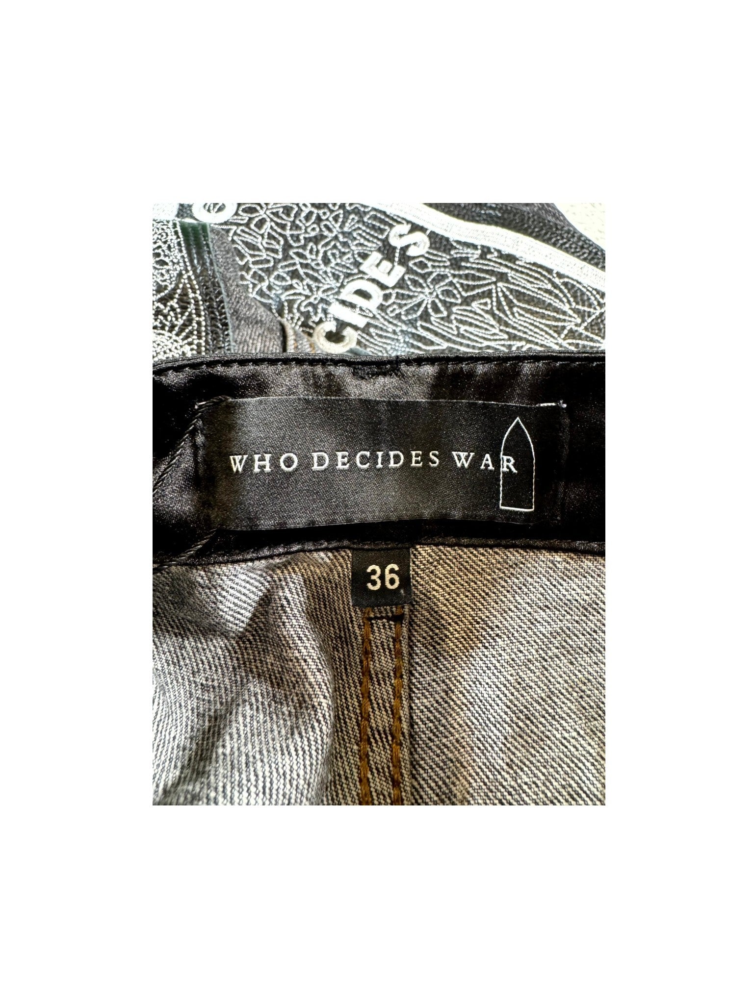 Who Decides War "Arch Patched" Black Wash Jeans
