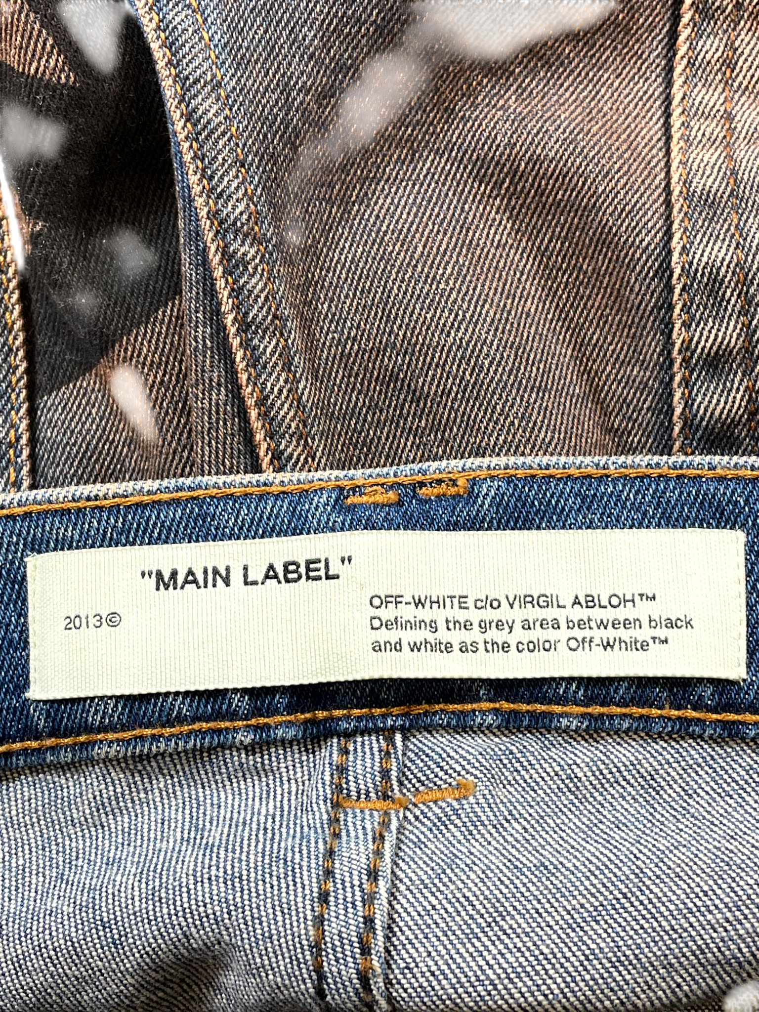 Off-White Arrow Rust Wash Jeans