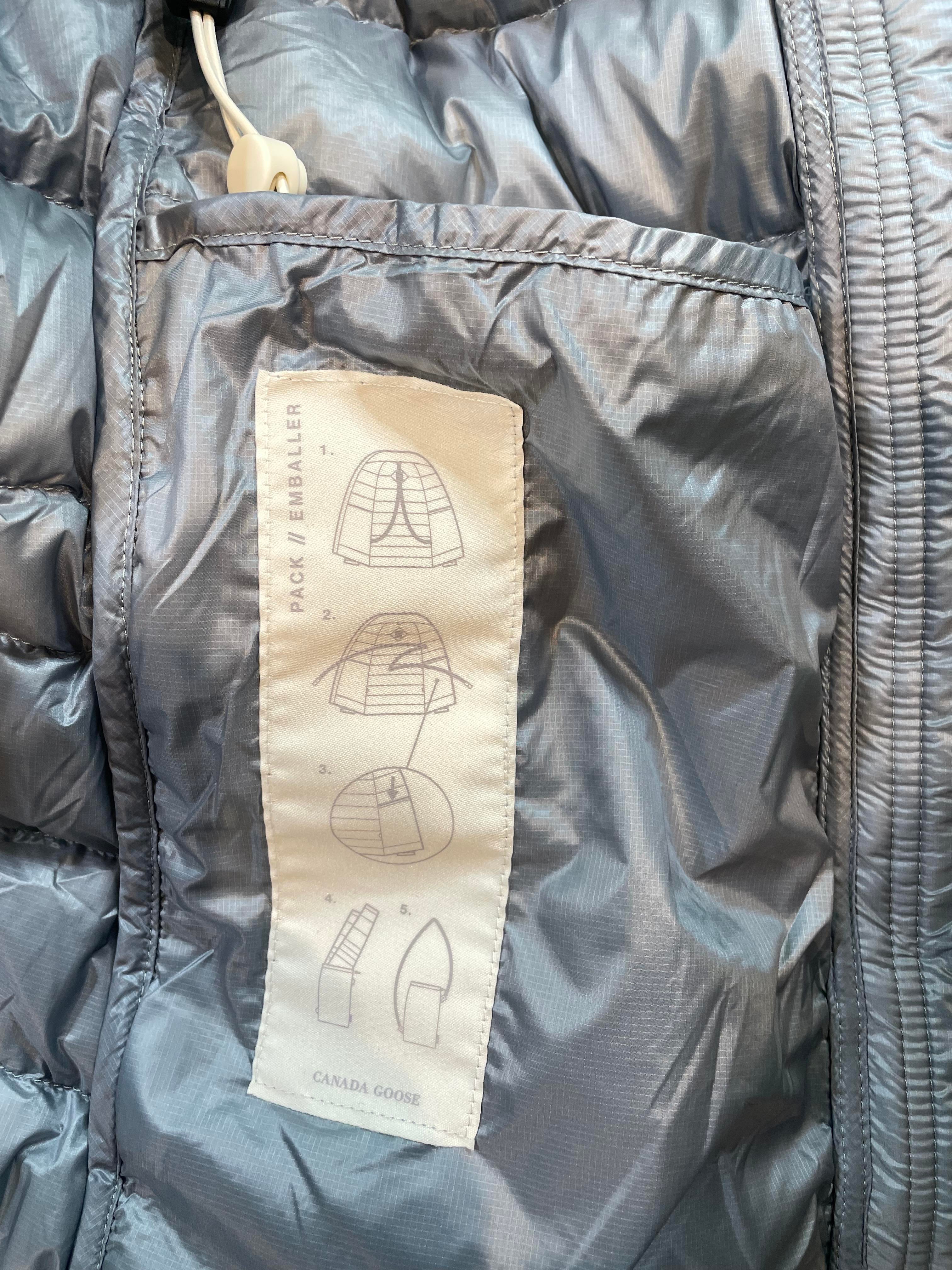 Canada Goose Puffer Hooded Blue Jacket
