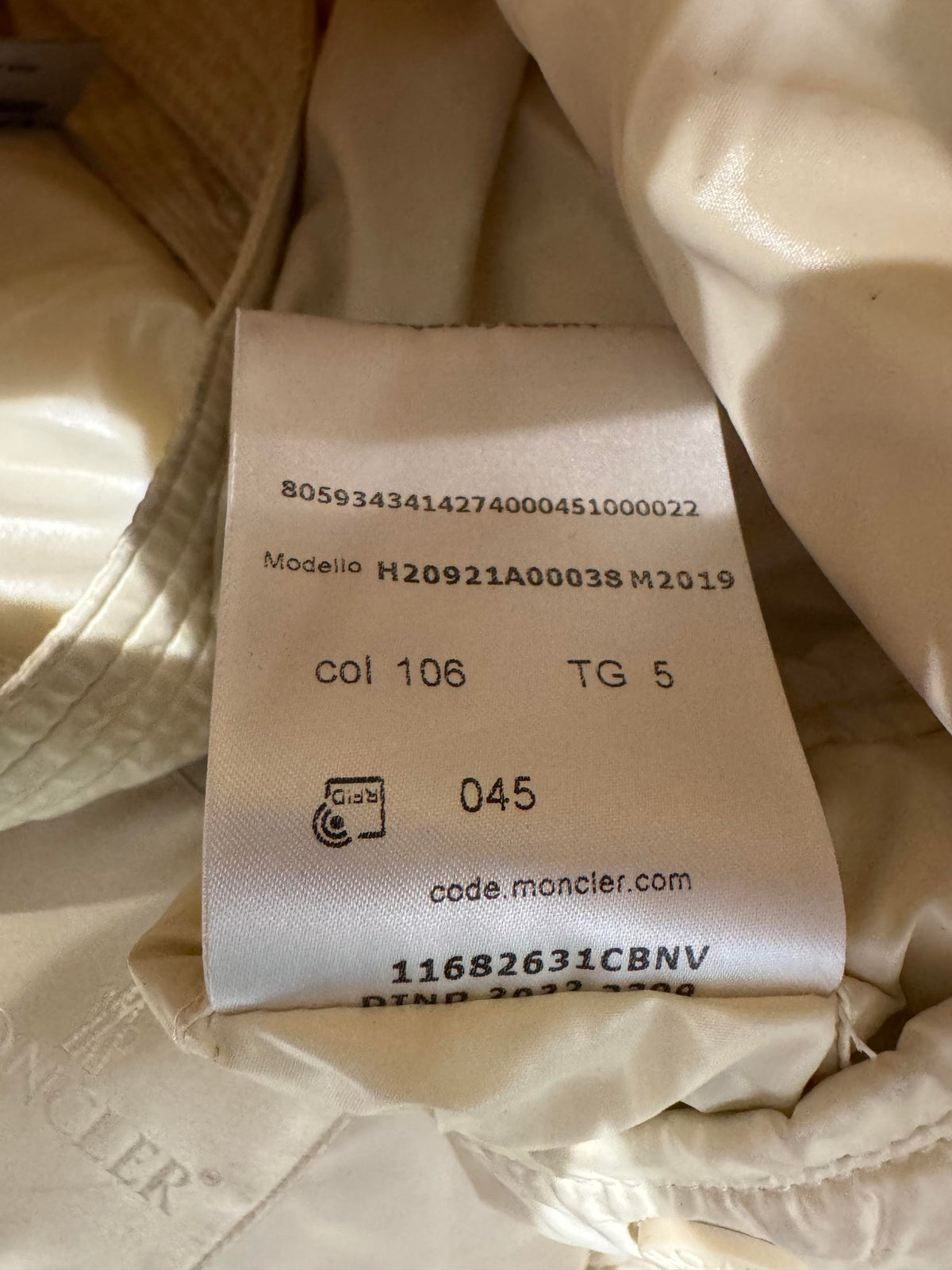 Moncler Dervox Giubbotto Yellow Puffer Jacket