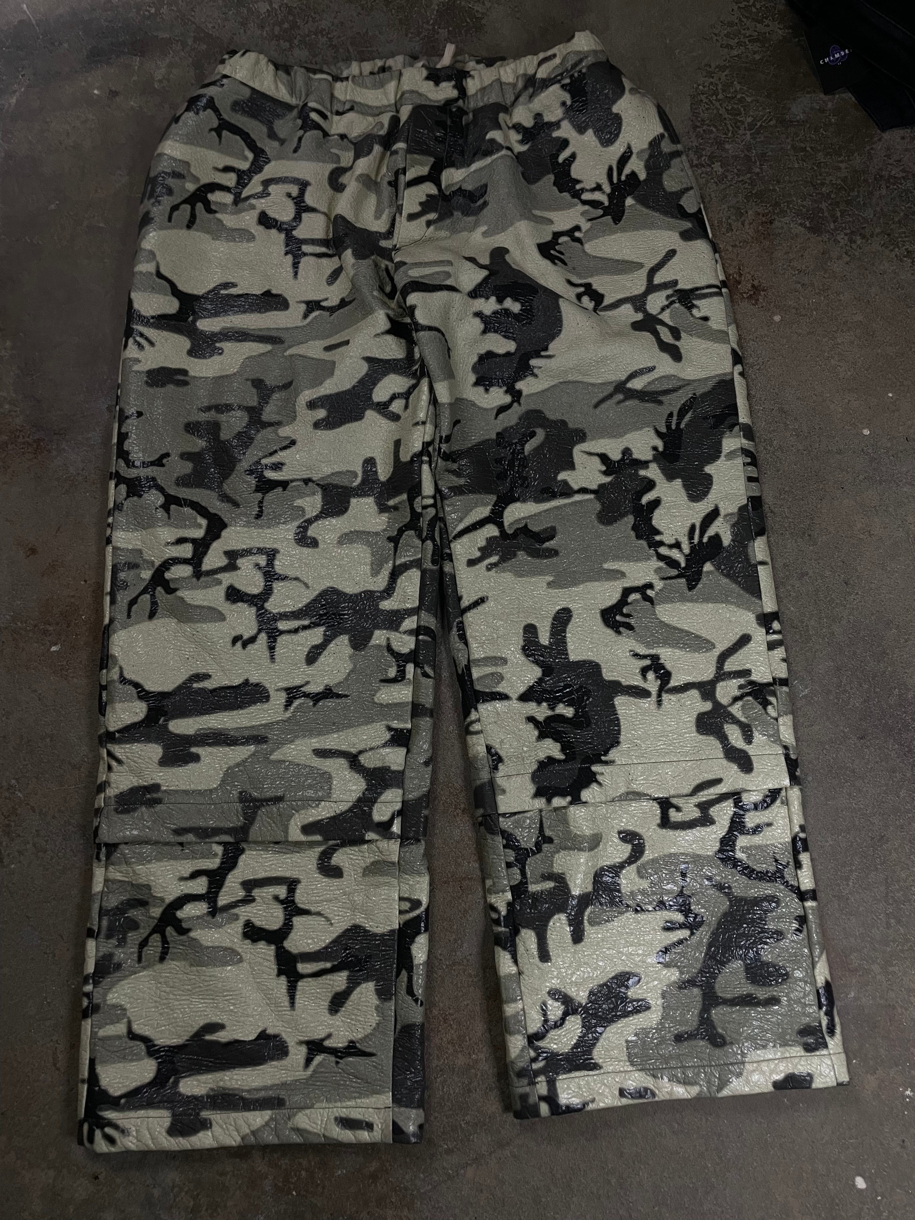 PDF Chanel green Camo Pants Used XL