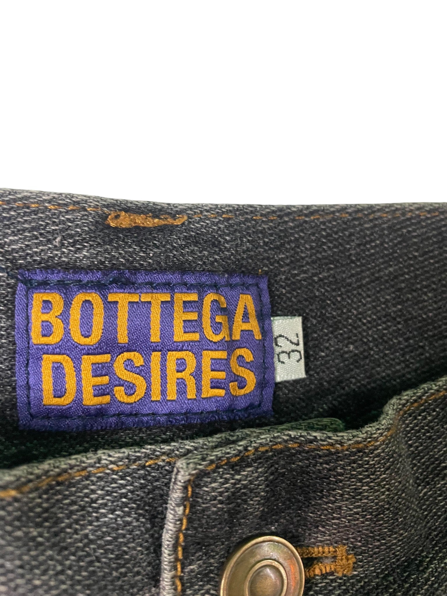 Bottega Desires Logo Grey Shorts