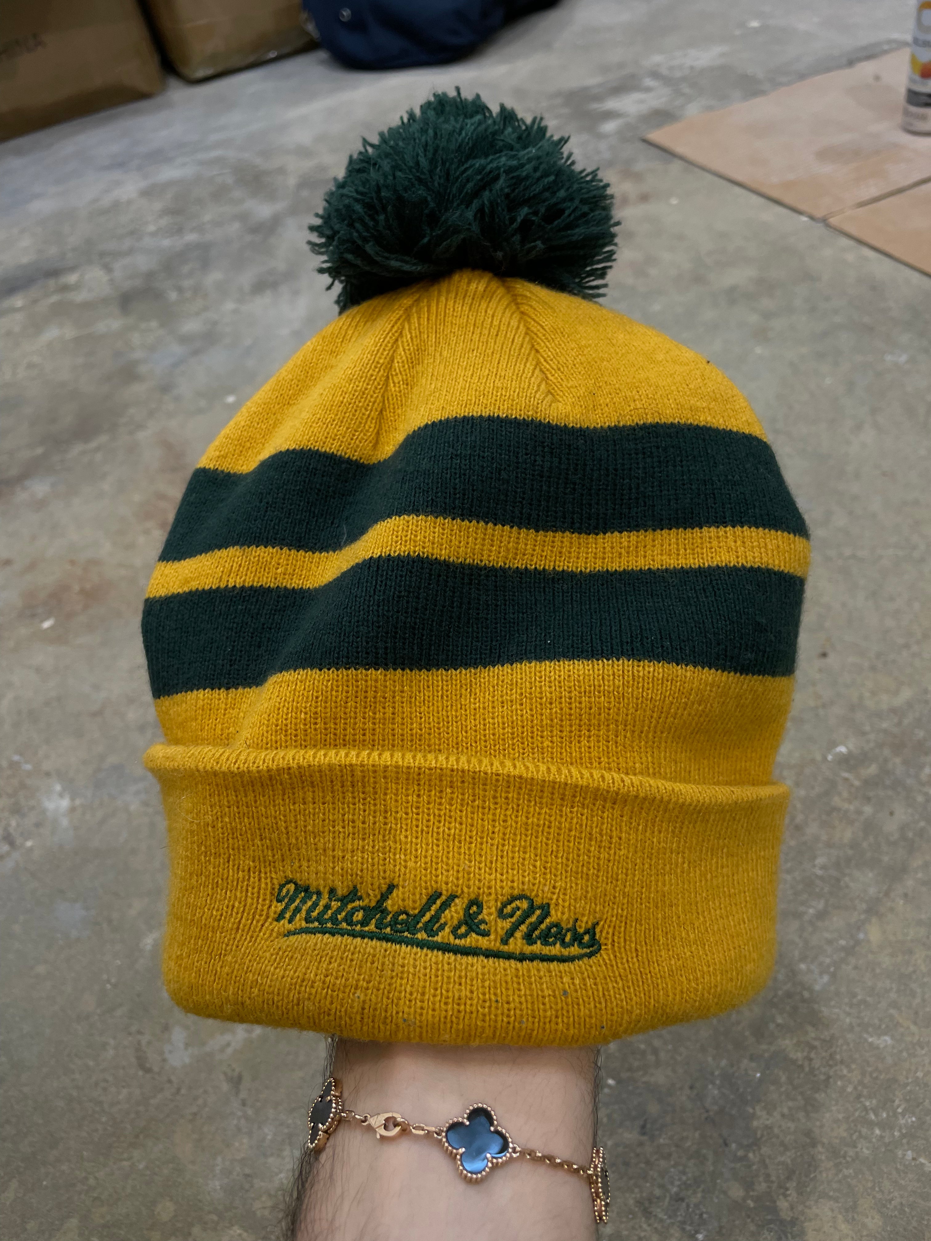 Palm Angel Beanie Green / Yellow OS Used