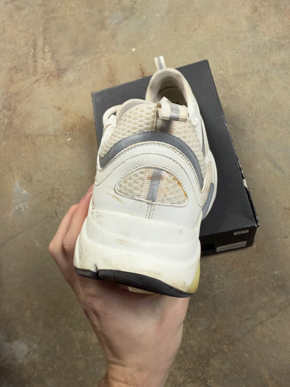 Dior B22 White Homme Used 39 (US 6) With Box