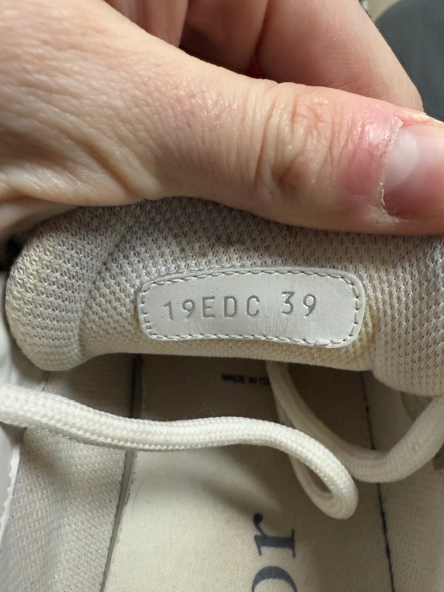 Dior B22 White Homme Used 39 (US 6) With Box