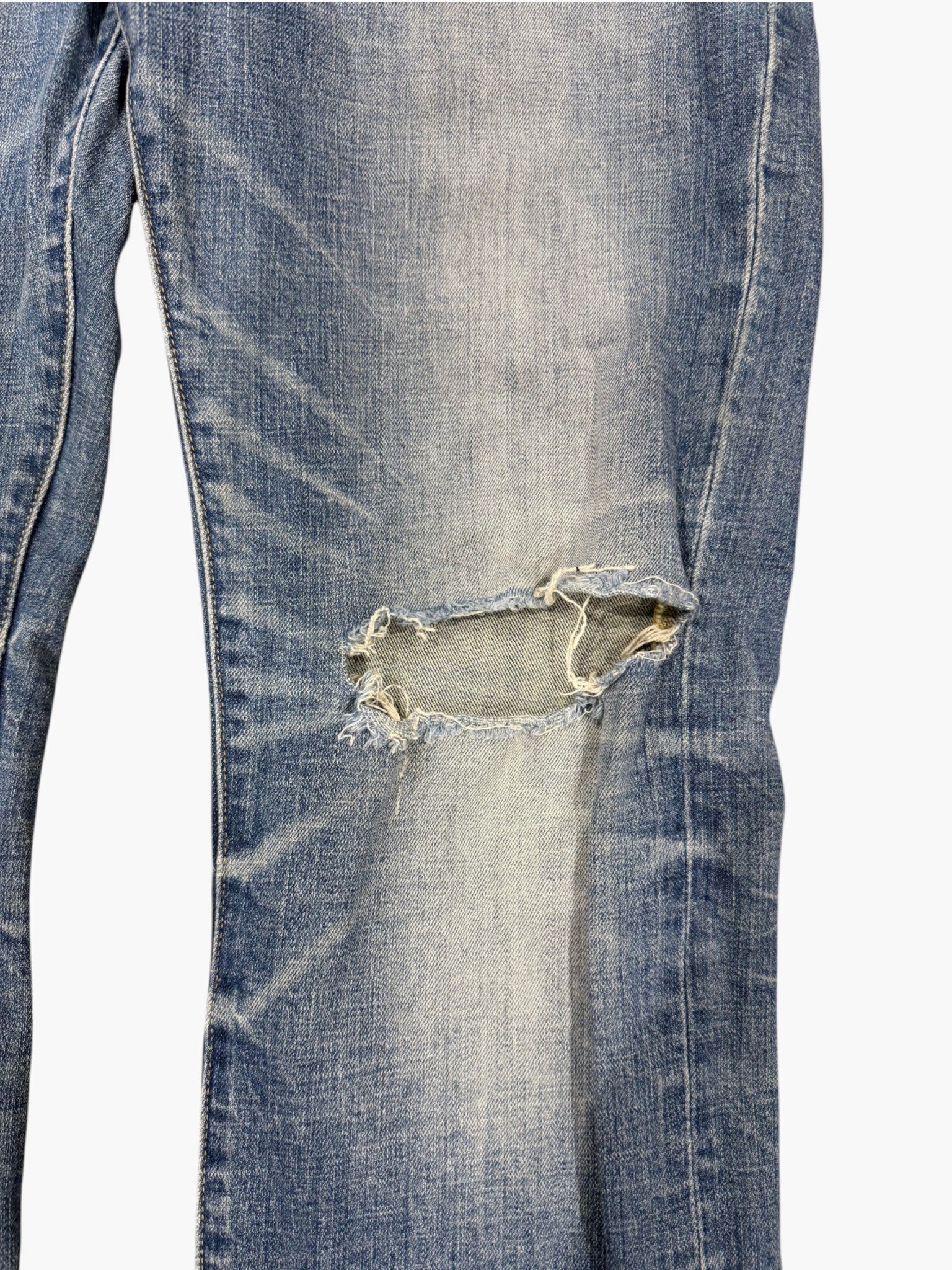 Purple Brand Light Wash Knee Ripped Jeans