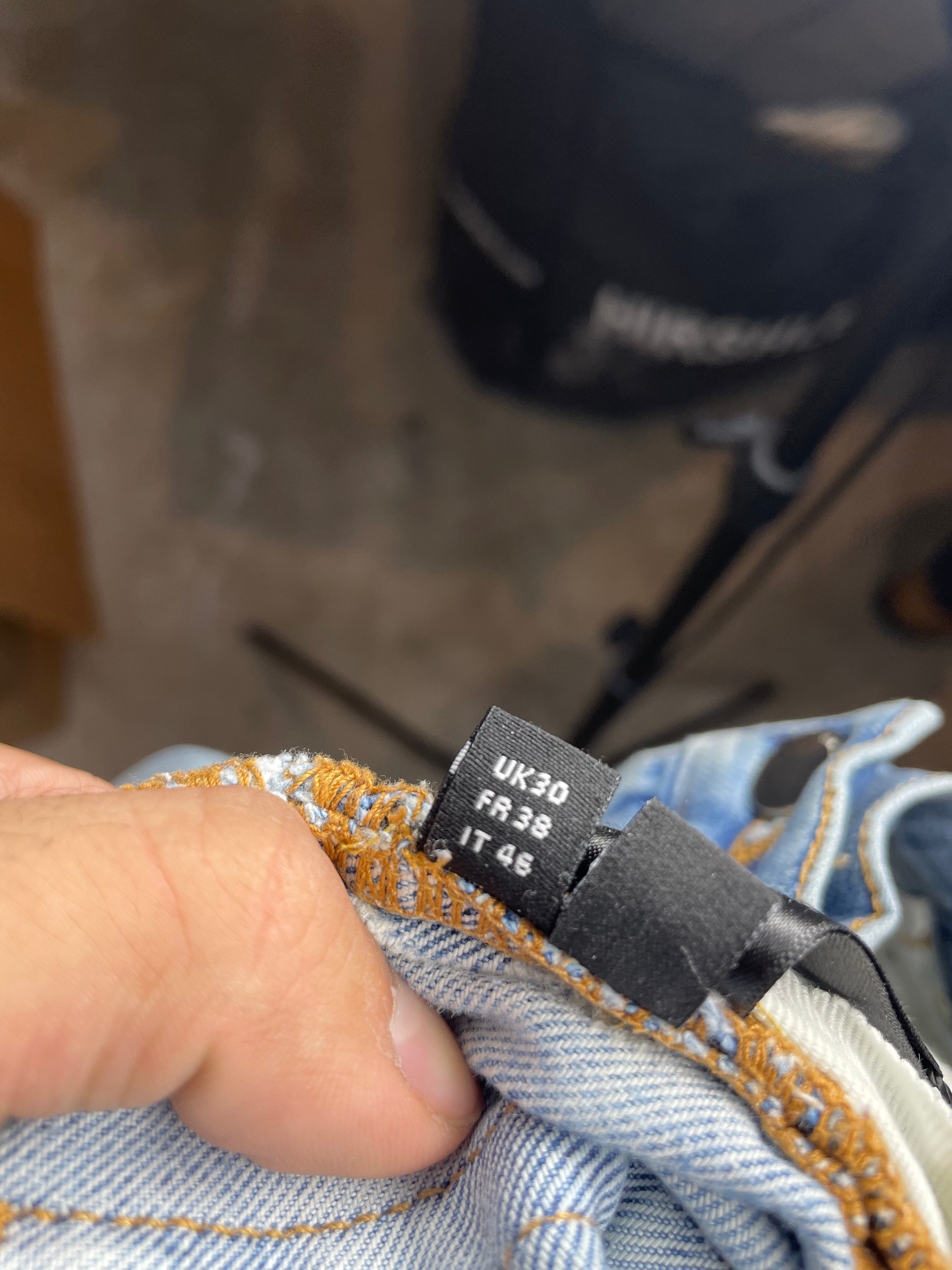 Amiri MX2 Light Wash White Paisley Used 30