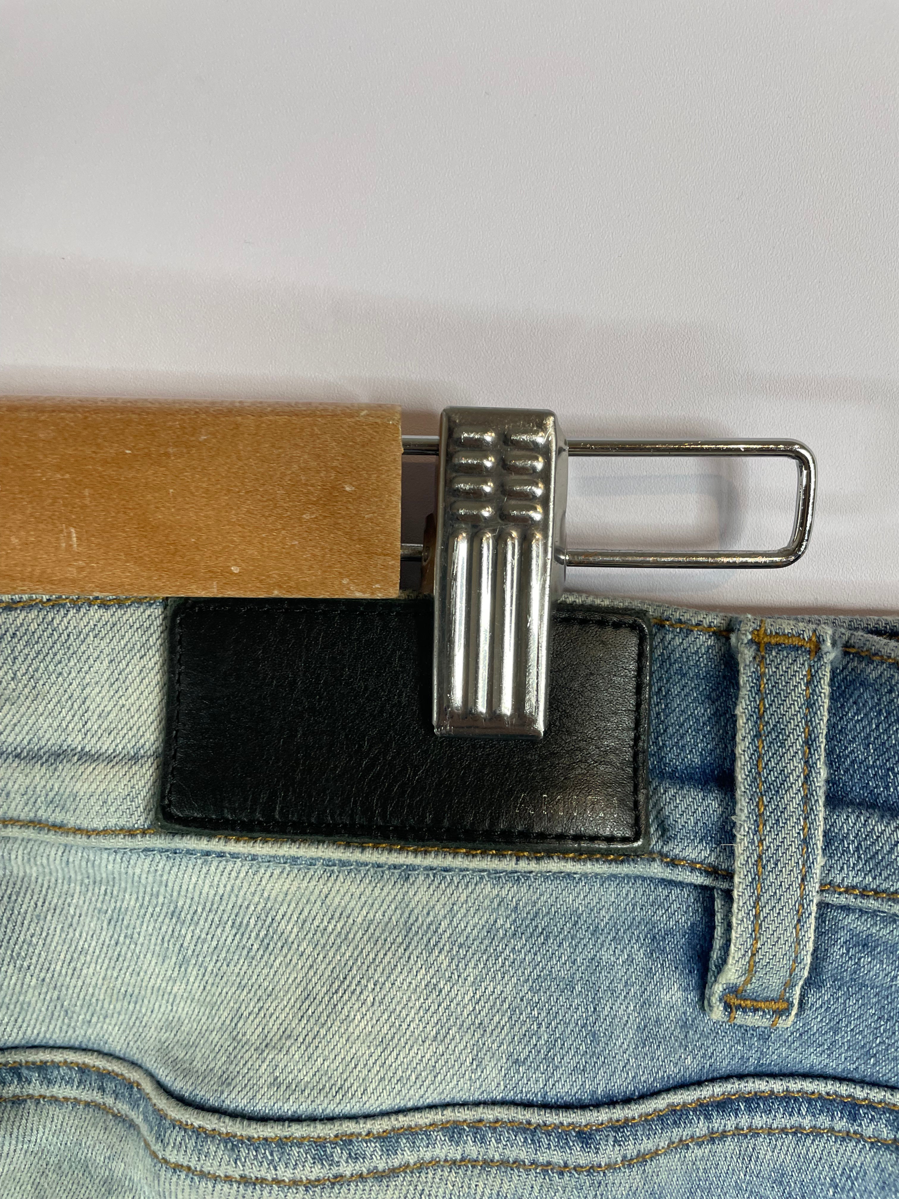 Amiri Plain Thrasher Light Wash Distressed Used 38