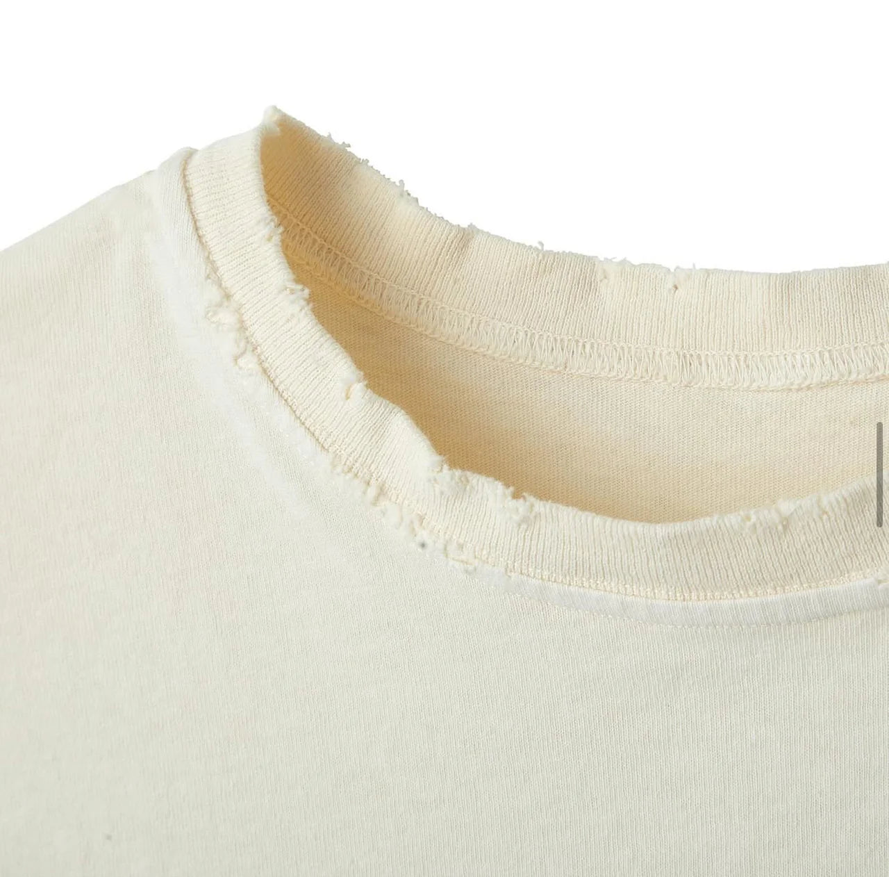 Stile De Amor 'Monalisa' Cream Tee